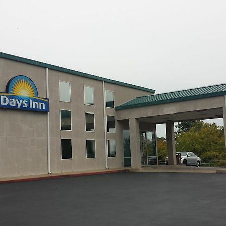 Days Inn By Wyndham Harrison Esterno foto