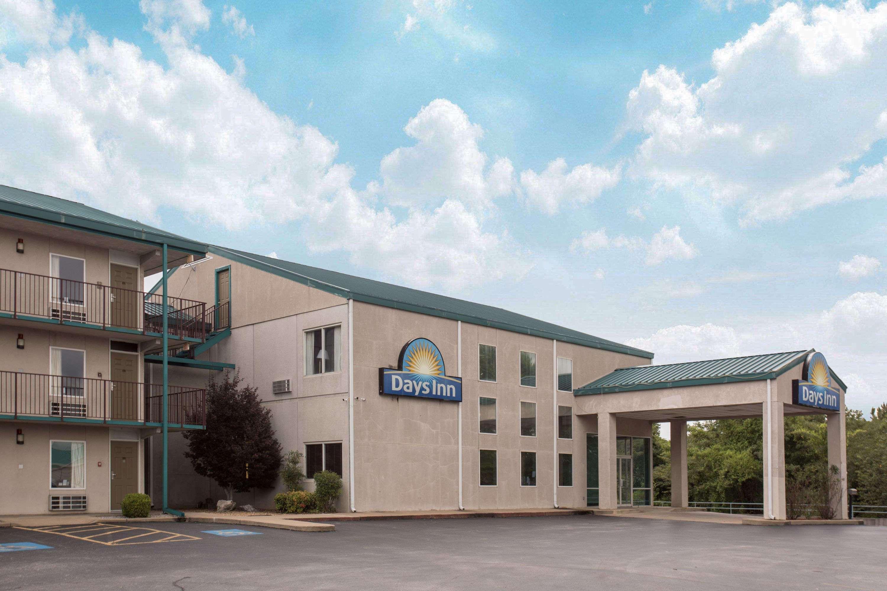 Days Inn By Wyndham Harrison Esterno foto